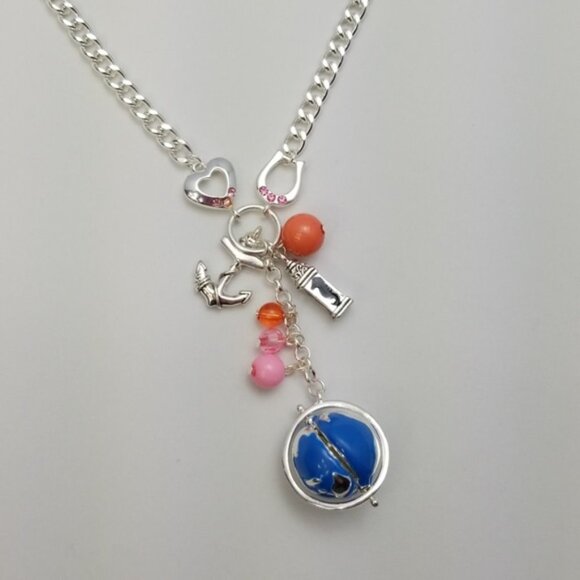 Multi pendant necklace - Picture 2 of 4